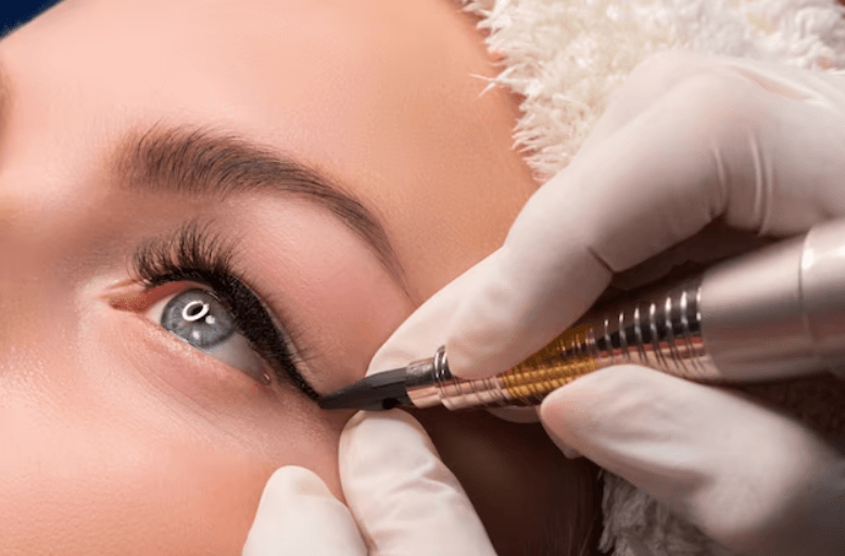 Profissionais para micropigmentação de olhos